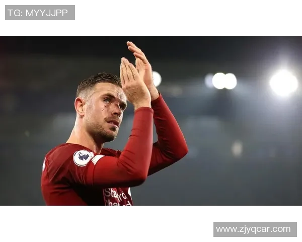 足球巨星历史地位排名探讨：谁是足坛永恒的王者与传奇